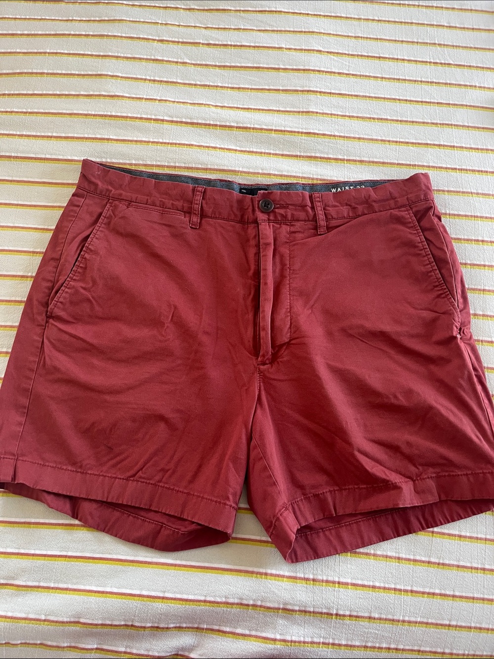J. Crew Men's Flat Front Chino Shorts in Deep Burgundy